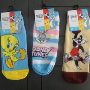 Looney Tunes Ankle High Socks, 3 Pairs Size 9-11